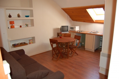 Photo Studio de 14 m2 pour 2 personnes en Centre-ville de Bagnères-de- Bigorre.