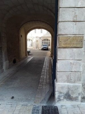 Photo A Rochefort-les-bains, appartement de charme de 2 pièces, à 500 m des Thermes.