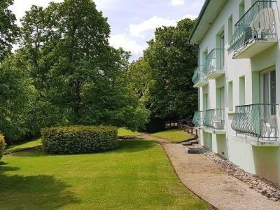 Photo A BAINS-LES-BAINS, STUDIO dans une petite Résidence au rez-de-chaussée   -TI 3 -