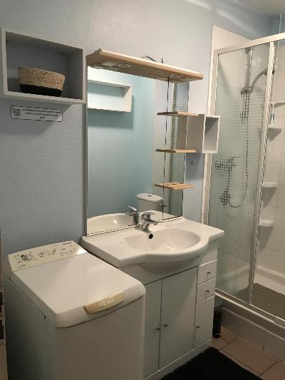 Photo Situé à 850 mètres des Thermes de Rochefort, T2 lumineux, 2* de 32 m2. 