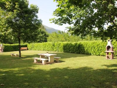 Photo A 4 km desThermes d'Ussat, T2 de plain-pied de 28 m2 à Tarascon sur Ariège.