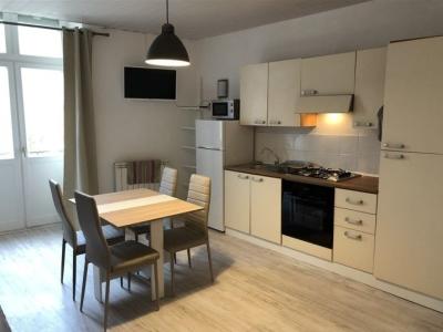 Photo A Contrexéville,  à 50 m des Thermes, joli Appartement de 2 pièces  de 45 m2.  ...