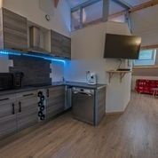 Photo EN CENTRE-VILLE DE DIGNE-LES-BAINS, T3 AU 4EME ETAGE POUR 4 PERSONNES