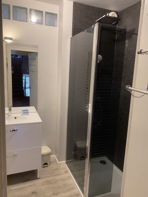 Photo T1 au 1ER ETAGE SANS ASCENSEUR A 400 METRES DES THERMES DE BARBOTAN