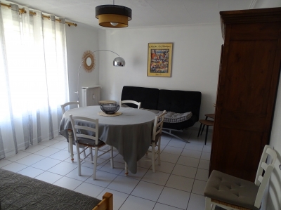 Photo A 500 M DES THERMES DE D'AMELIE-LES-BAINS, APPARTEMENT T2 RENOVE AU 1ER ETAGE SANS ASCENSEUR