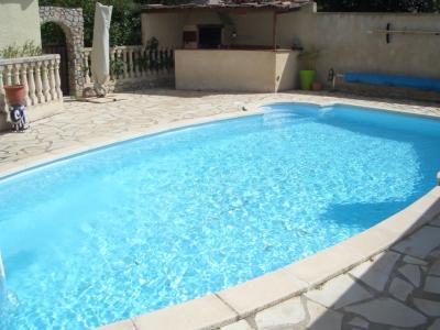 Photo A 8 KM DES THERMES DE BALARUC, VILLA AVEC 3 CHAMBRES ET PISCINE