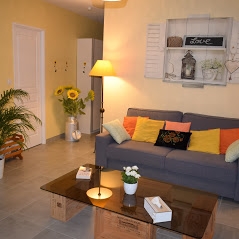 Photo A 5KM DES THERMES DE JONZAC, APPARTEMENT 2 CHAMBRES SUR 2 NIVEAUX