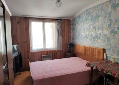 Photo A 100 METRES DES THERMES DE BOURBONNE, STUDIO DE 20 M2 AU 2EME ETAGE SANS ASCENSEUR - AMSTERDAM -