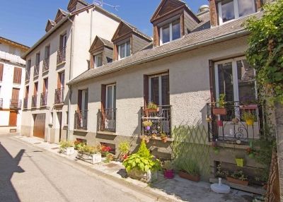 Photo Studio en rez-de-chaussée proche des cures de Luchon