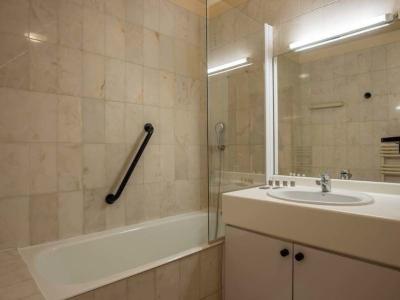 Photo APPARTEMENT 3 PIECES A 200 METRES DES THERMES DE BRIDE-LES-BAINS - B 63 -