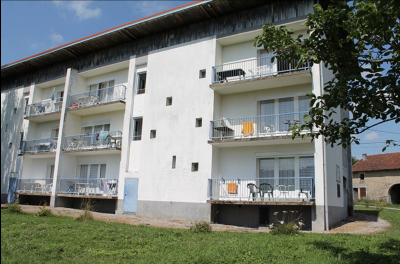 Photo A 3 KM DES THERMES DE BAINS-LES-BAINS, GRAND STUDIO EN REZ-DE-CHAUSSEE - N°8 -