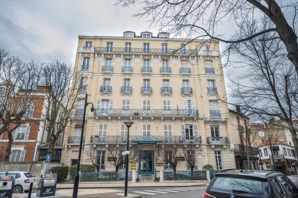 location pour curiste à Vichy photo 0 tbiz3034