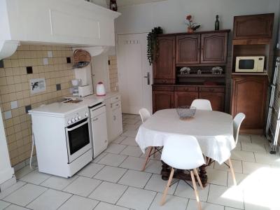 Photo A 500 METRES DES THERMES BAINS-LES-BAINS, T1 Bis en rez-de-chaussée - N°1 - 