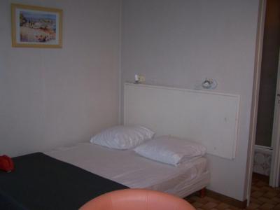 Photo STUDIO A 3EME ETAGE SANS ASCENSEUR, CLIMATISE ET A 65 METRES DES THERMES D'AMELIE-LES-BAINS - ...