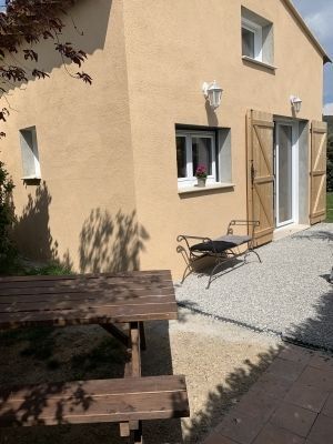 Photo A 1 KM DES THERMES DE GREOUX, APPARTEMENT 1 CHAMBRE EN RDC