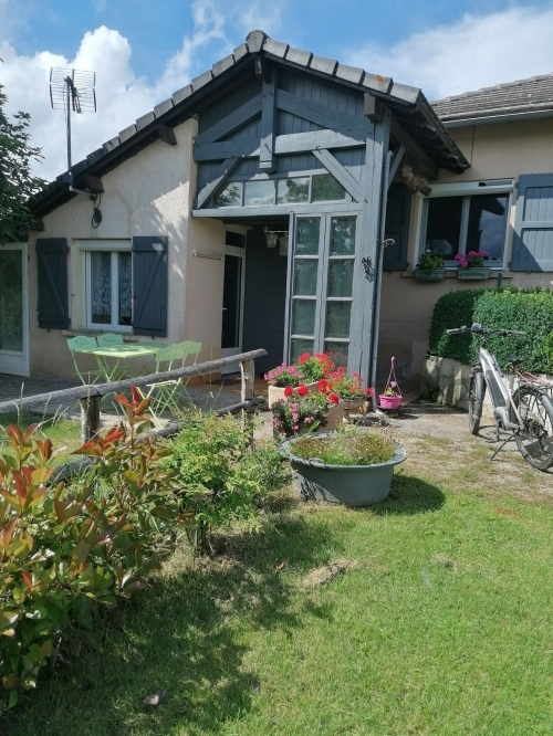 location pour curiste à Goutrens photo 0 tbiz3326