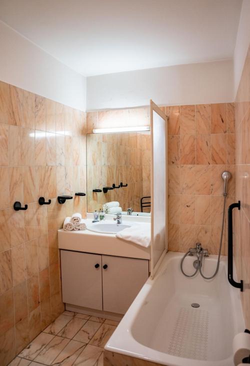location pour curiste à Brides-les-Bains photo 0 tbiz3379
