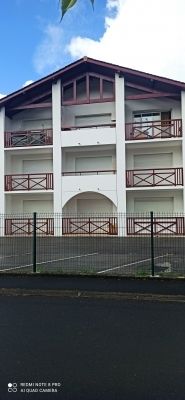 Photo A 3 KM DES THERMES DE CAMBO, STUDIO AVEC BALCON POUR 2 PERSONNES AU 1ER SANS ASCENSEUR