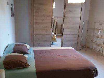 Photo A 100 METRES DES THERMES DE BOURBON-LANCY,  APPARTEMENT 2 PIECES - N°2 -