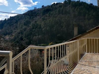 Photo  A 300 METRES DES THERMES DE VALS-LES-BAINS, T1 CLIMATISÉ AVEC ACCÈS D'UNE ...