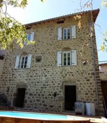 location pour curiste à Vals-les-Bains photo 0 tbiz3499