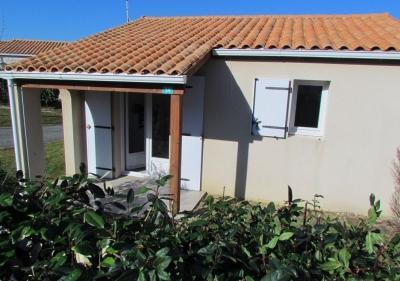 Photo PETITE MAISON SITUÉE A OZILLAC, A 2 KM DES THERMES DE JONZAC - 35 -