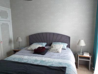 Photo Bagnères-de-Bigorre : grand appartement de 51 m2 avec une chambre séparée