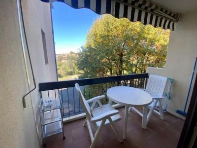 Photo Appartement à 700 mètres de la cure de Gréoux dans la résidence ...