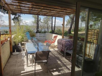 Photo Balaruc les Bains : maisonnette au bord de l'étang de Thau