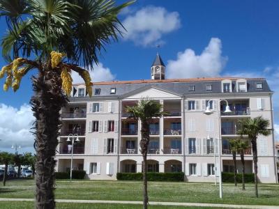 Photo Rochefort sur le port : appartement avec parking et balcon