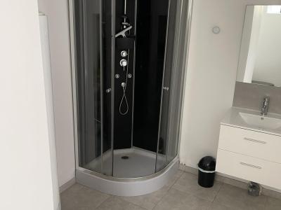 Photo Néris-les-Bains : studio de plain pied à 2 minutes de la cure ... Photo Néris-les-Bains : studio de plain pied à 2 minutes de la cure à pied