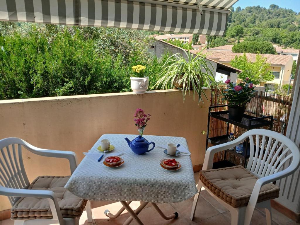 location pour curiste à Gr&eacute;oux-les-Bains photo 0 tbiz4346