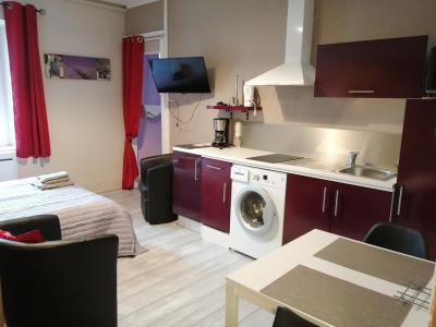 Photo Studio meubl&eacute; &agrave; Vittel &agrave; 150 m du parc thermal