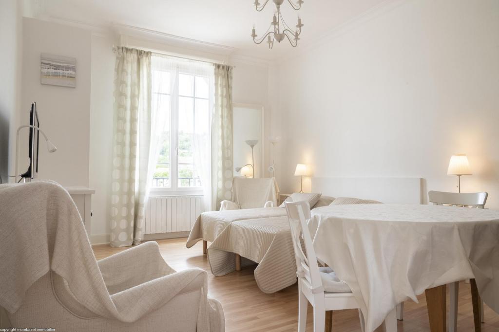 location pour curiste à Ch&acirc;tel-Guyon photo 0 tbiz4383