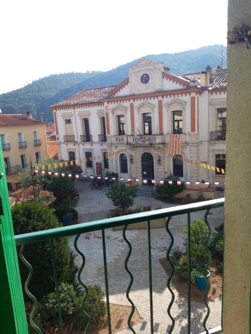 location pour curiste à Am&eacute;lie-les-Bains photo 0 tbiz4407