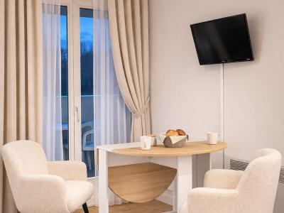 Photo Location cure Barbotan studio avec deux lits simples