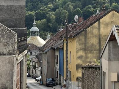 Photo Location cure Salins-les-Bains 2 pi&egrave;ces 55 m&sup2; &agrave; 700 m des thermes
